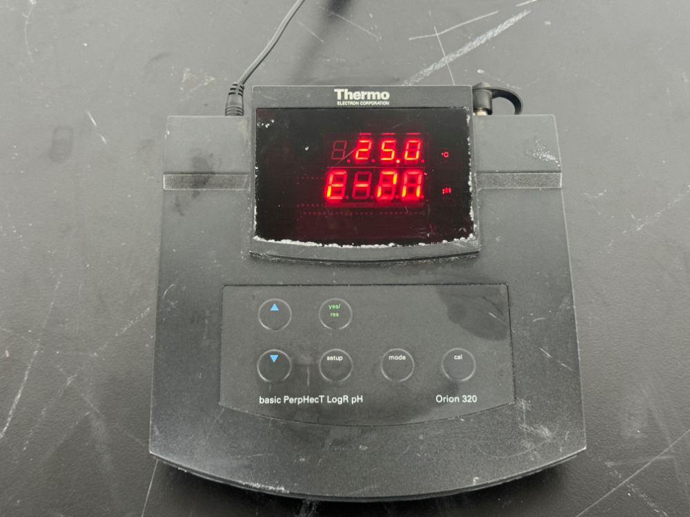 Image of Thermo Electron Orion 320 basic PerpHecT LogR pH Meter